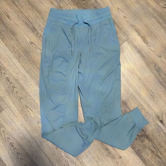 LULULEMON Dance Studio Mid-Rise Pant Regular Size 4 Blue Lux - Picture 2 of 9